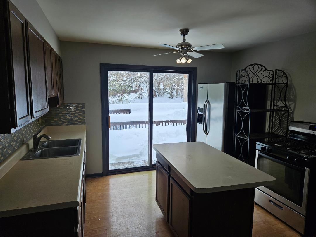 2503 N Freedom Drive, McHenry, IL 60050