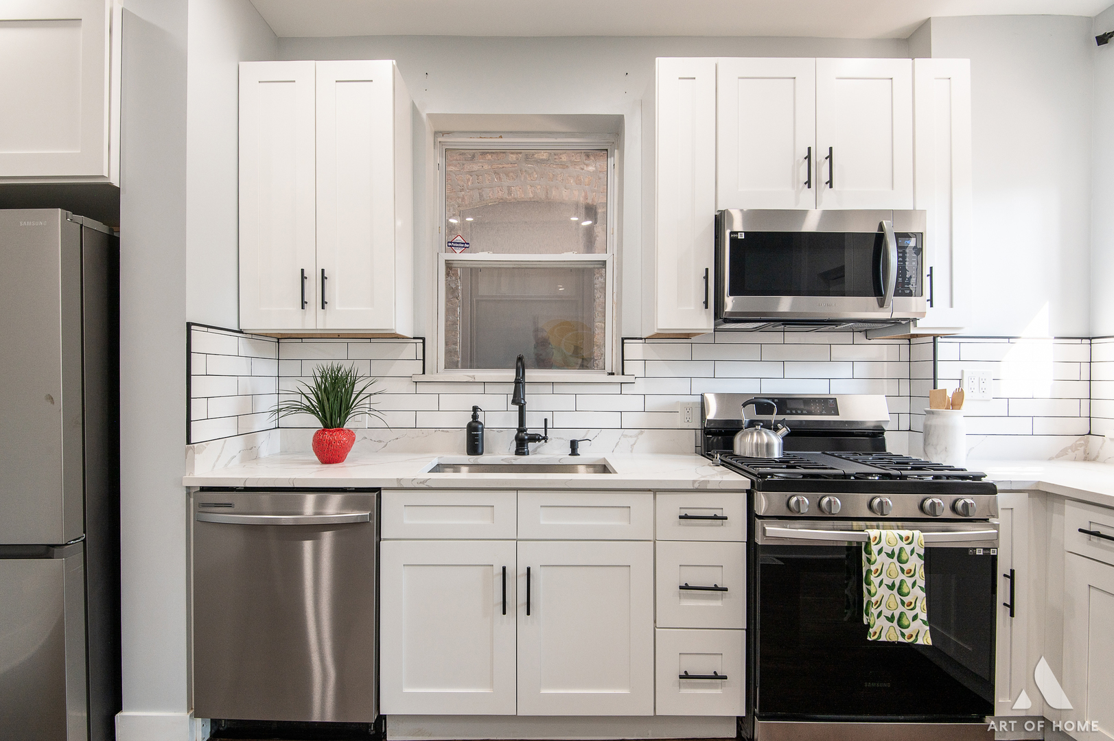 4937 S Prairie Avenue, Chicago, IL 60615