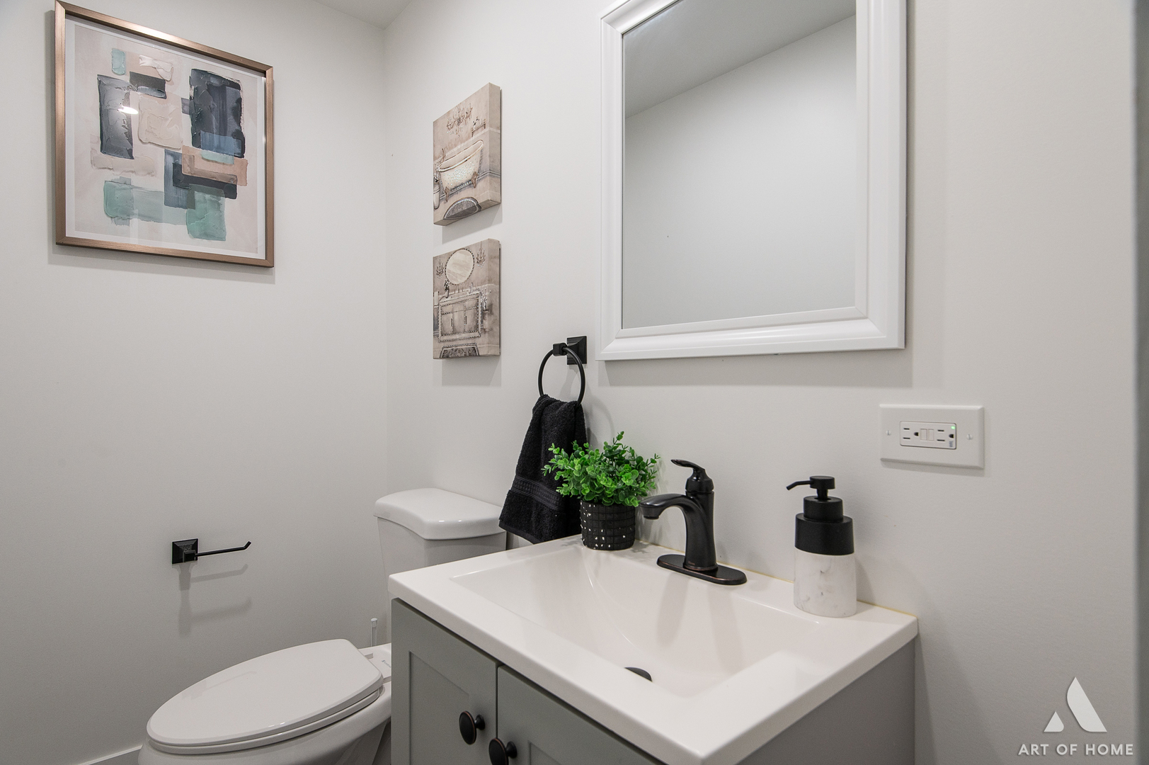 4937 S Prairie Avenue, Chicago, IL 60615