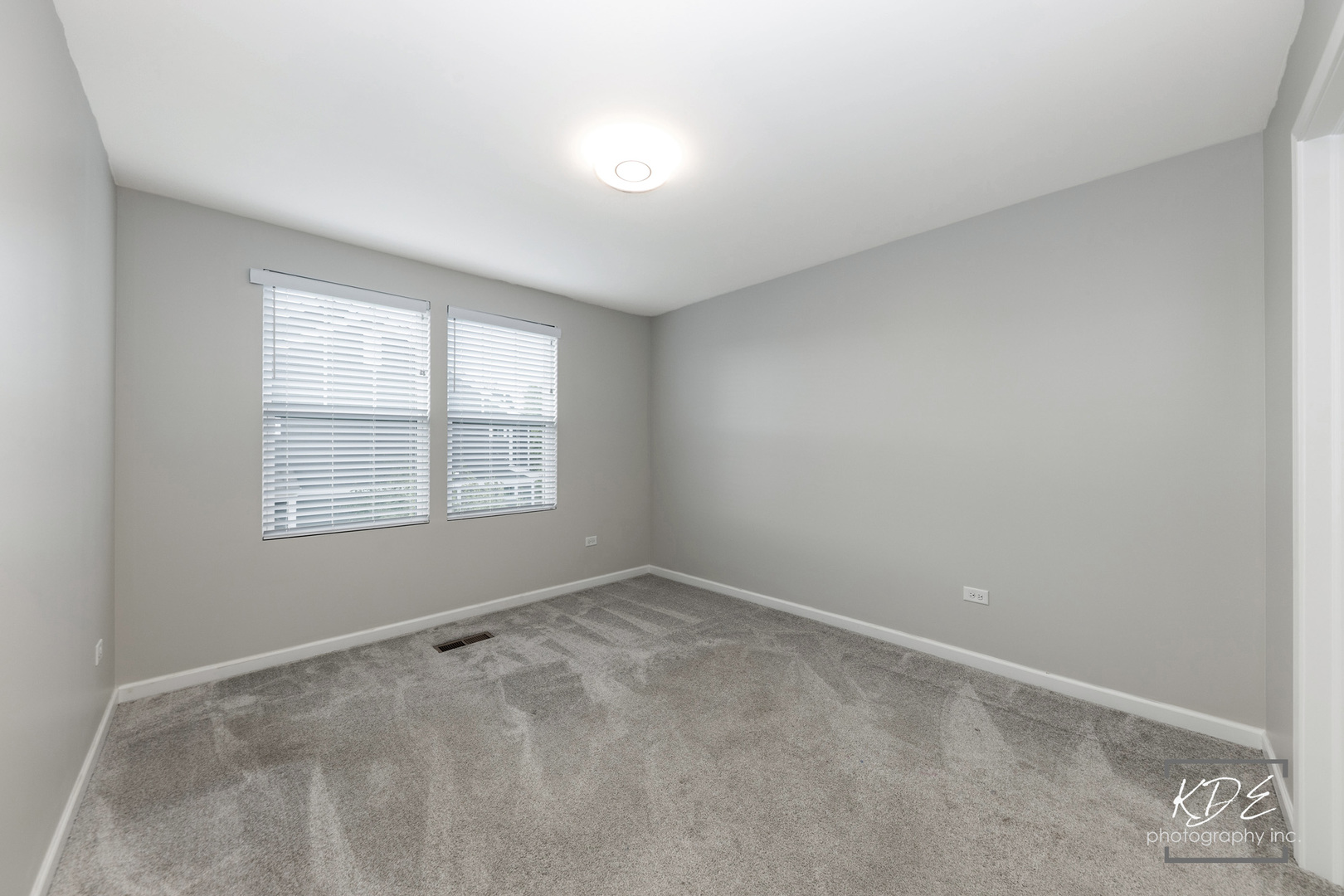 2110 Weatherbee Lane, Naperville, IL 60563