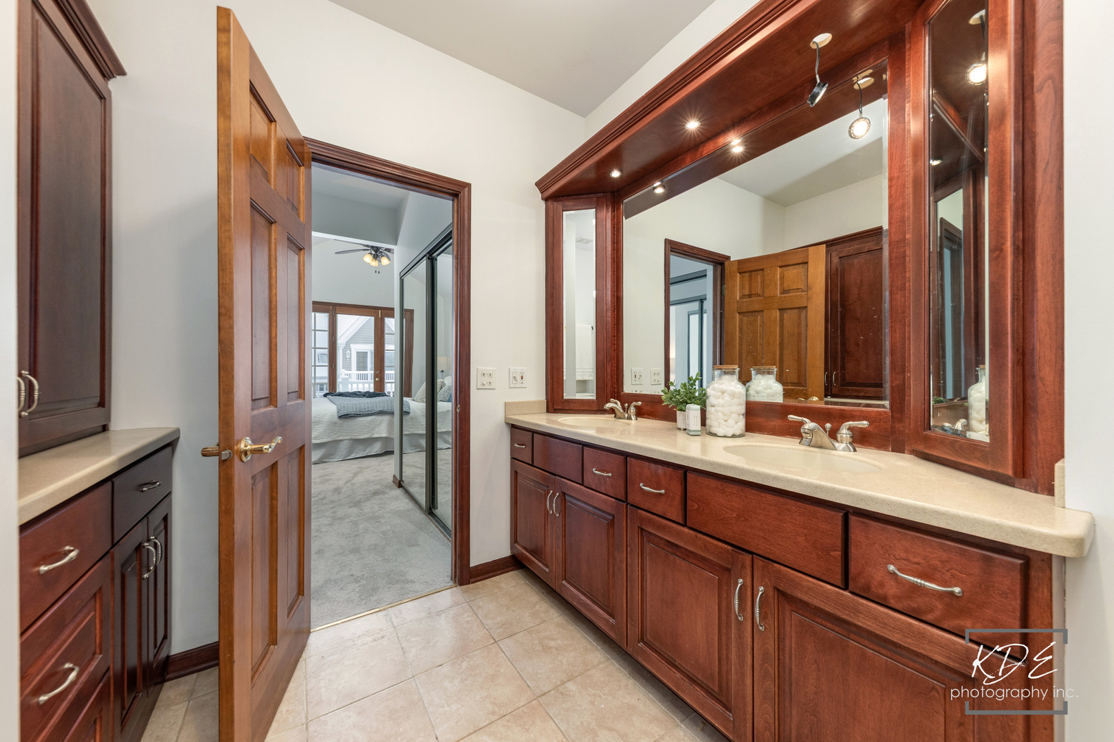 1512 Harbour Towne Place, Naperville, IL 60564