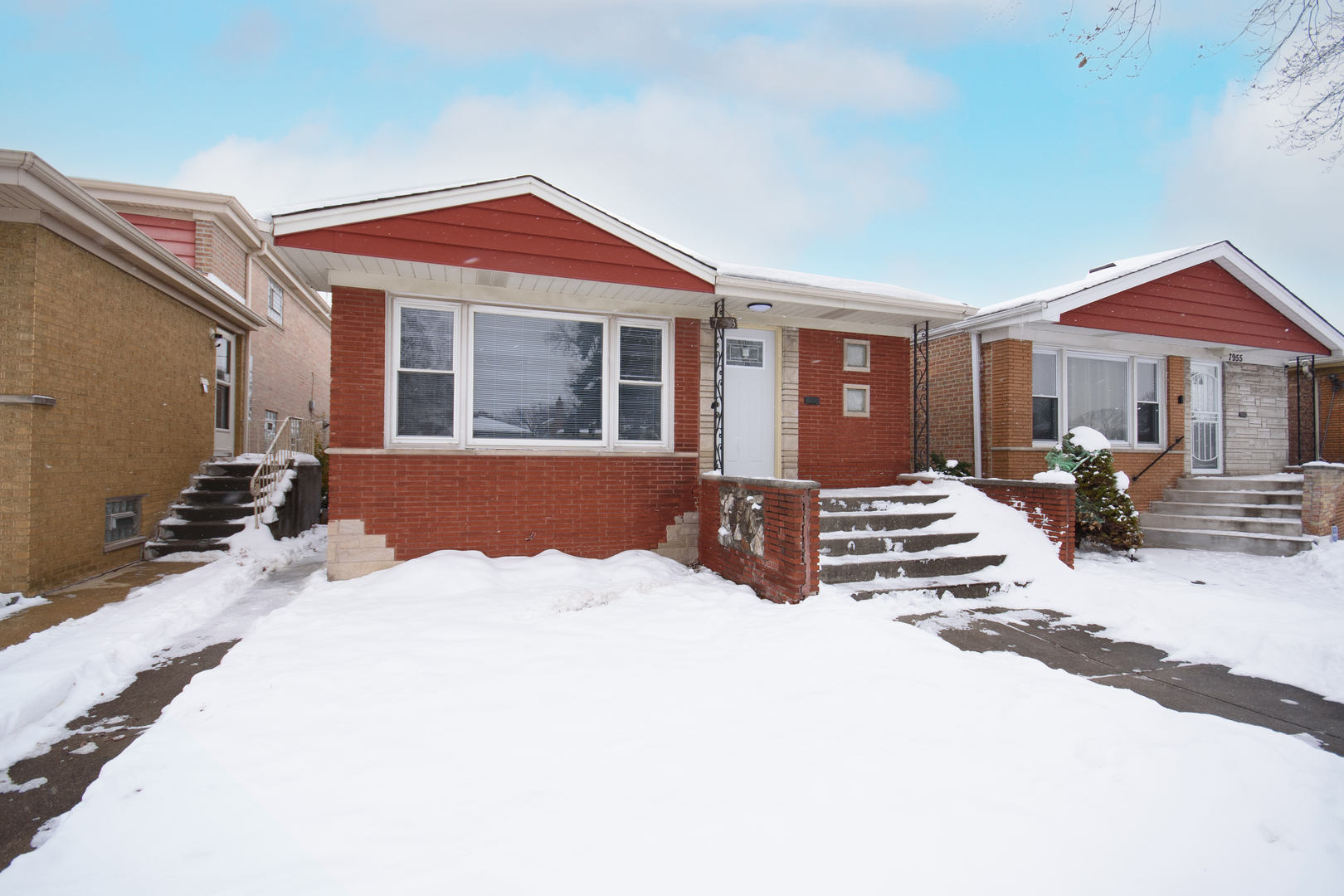 7953 S Wentworth Avenue, Chicago, IL 60620