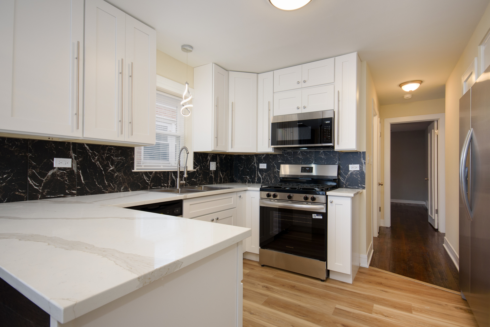 7953 S Wentworth Avenue, Chicago, IL 60620