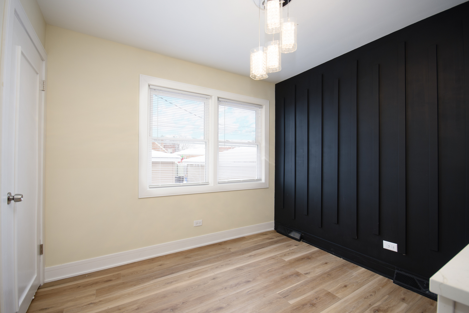 7953 S Wentworth Avenue, Chicago, IL 60620