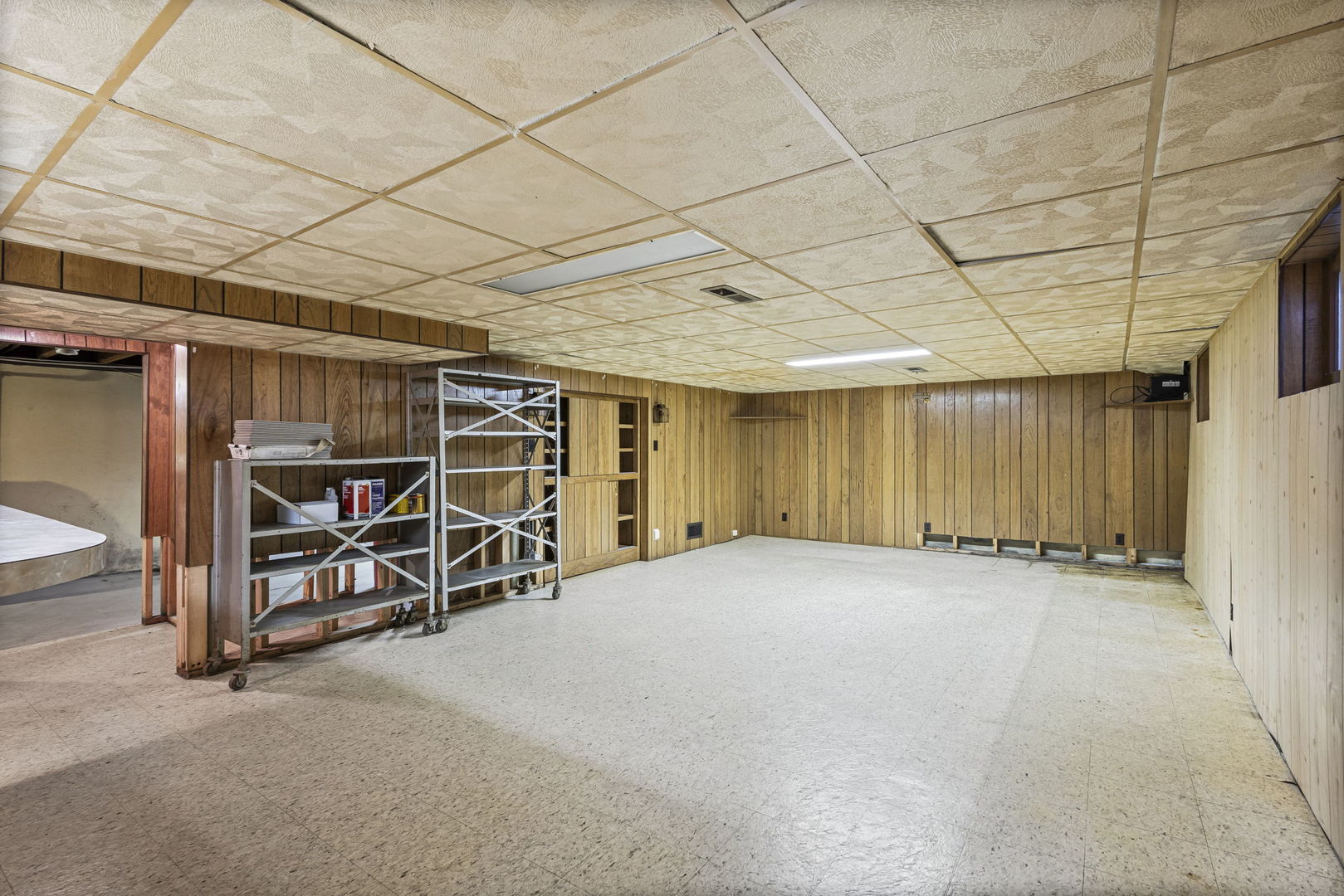 7824 W 66th Place, Bedford Park, IL 60501