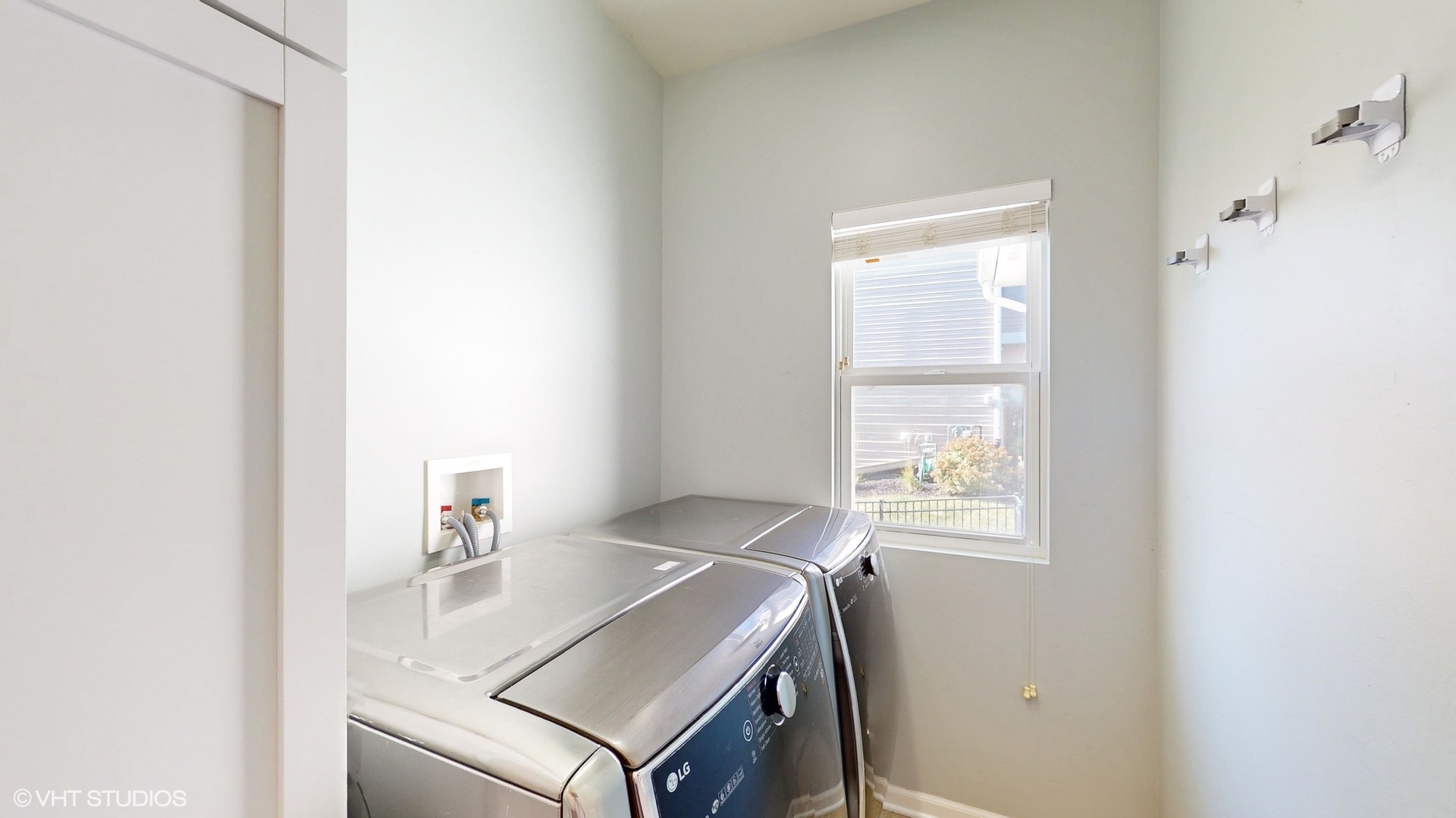 182 Chapin Way, Oswego, IL 60543