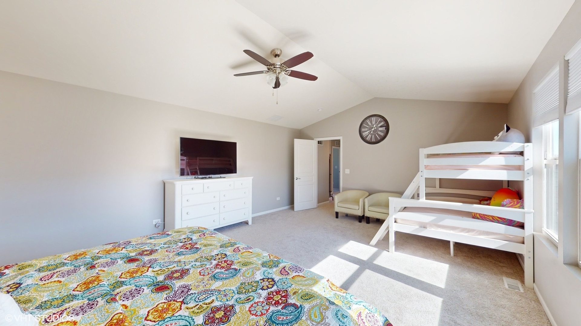 182 Chapin Way, Oswego, IL 60543