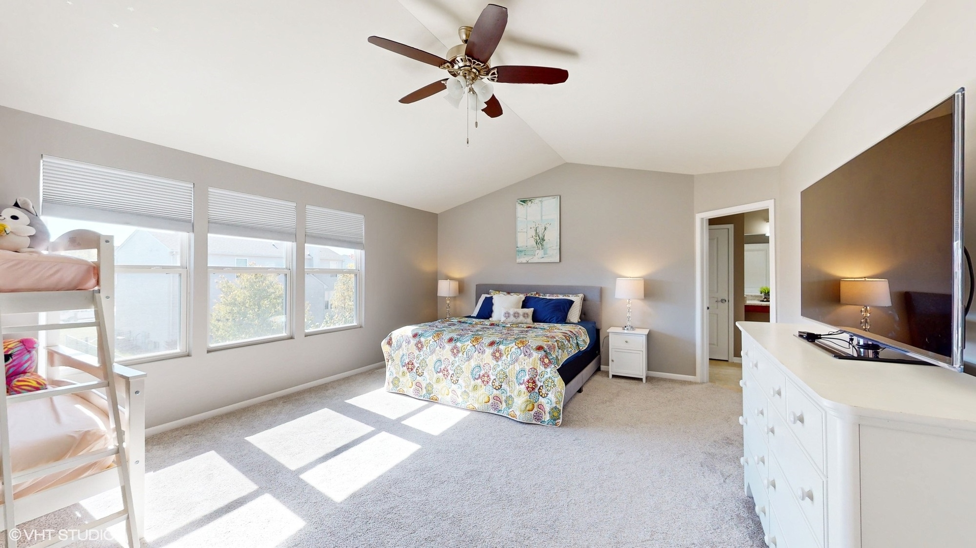 182 Chapin Way, Oswego, IL 60543