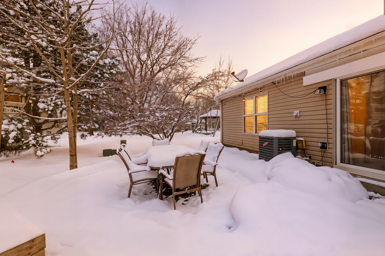 1264 Huntington Drive, Mundelein, IL 60060