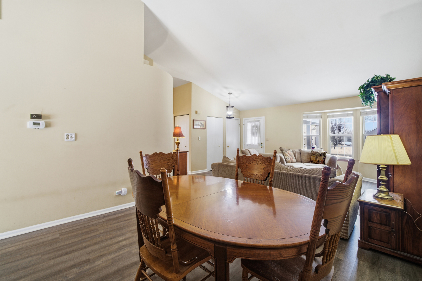 1264 Huntington Drive, Mundelein, IL 60060