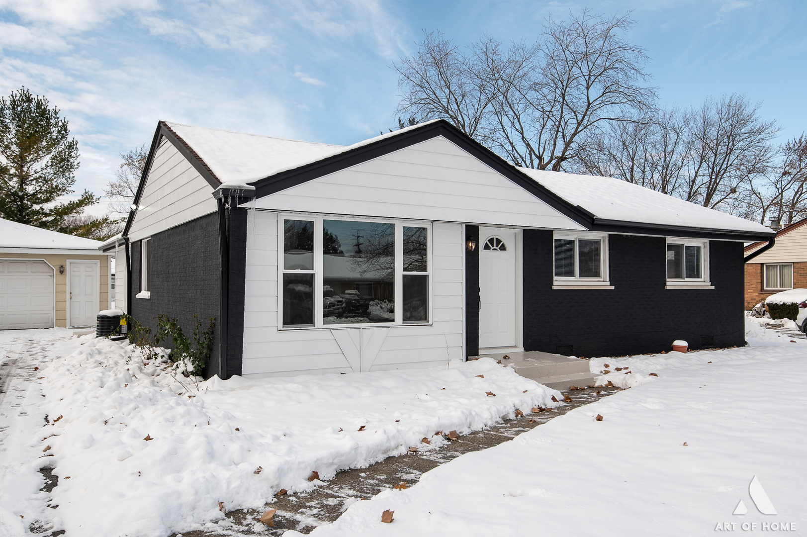 8120 S 83rd Court, Justice, IL 60458