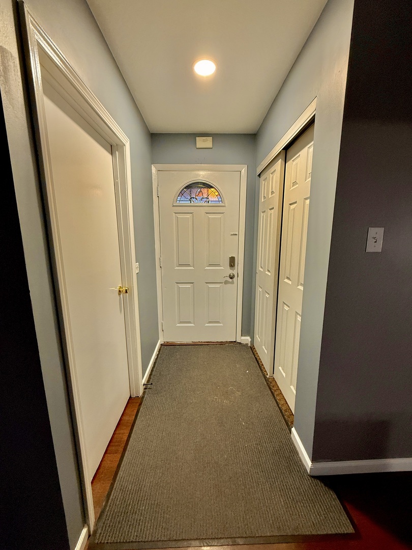 9416 Meadow Lane, Des Plaines, IL 60016