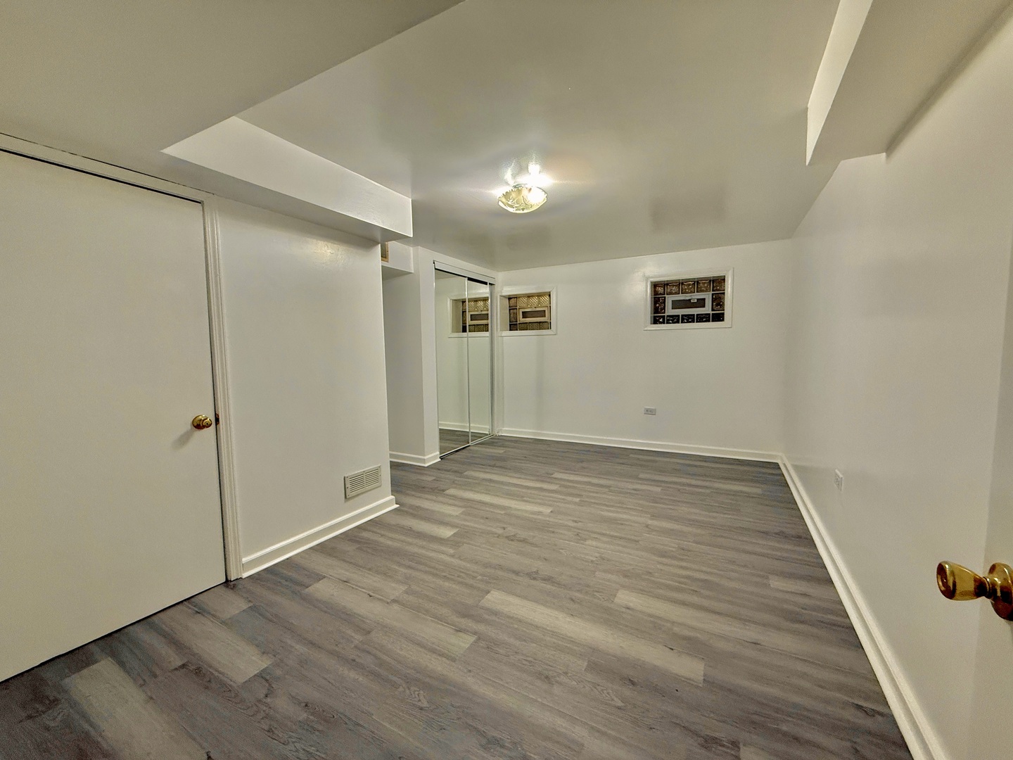 9416 Meadow Lane, Des Plaines, IL 60016