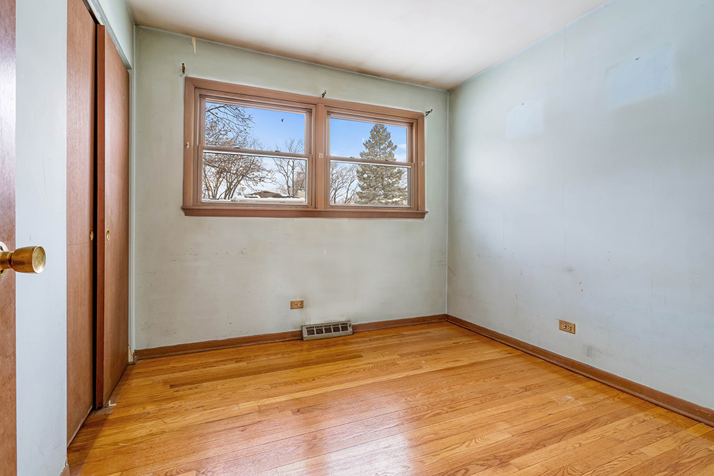 30W162 Claymore Lane, Naperville, IL 60563