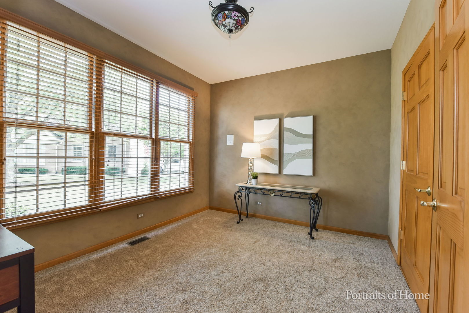 4258 Stableford Lane, Naperville, IL 60564