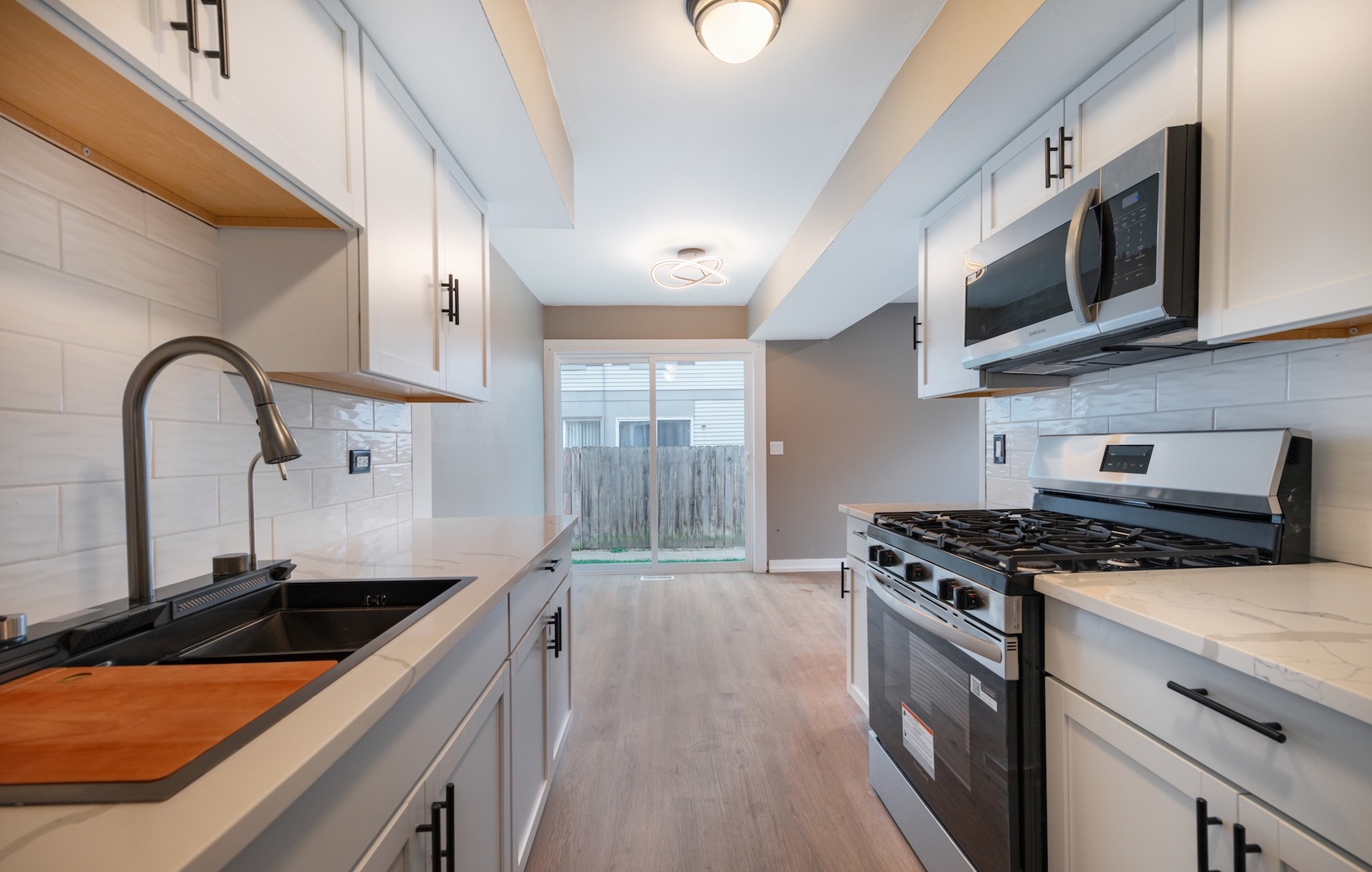 4Q Fernwood Drive, Bolingbrook, IL 60440