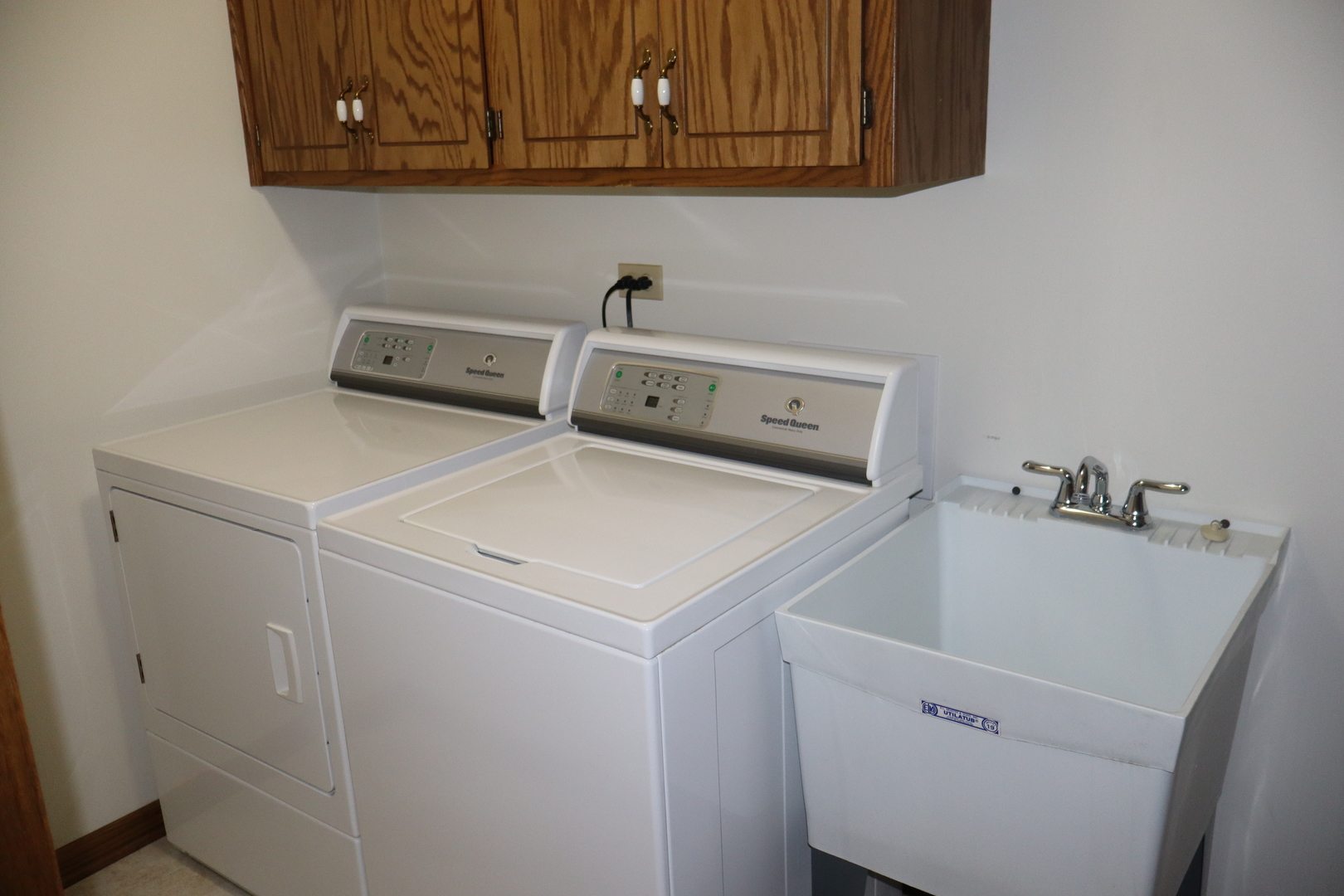 10551 EAGLE RIDGE Drive #127, Orland Park, IL 60467