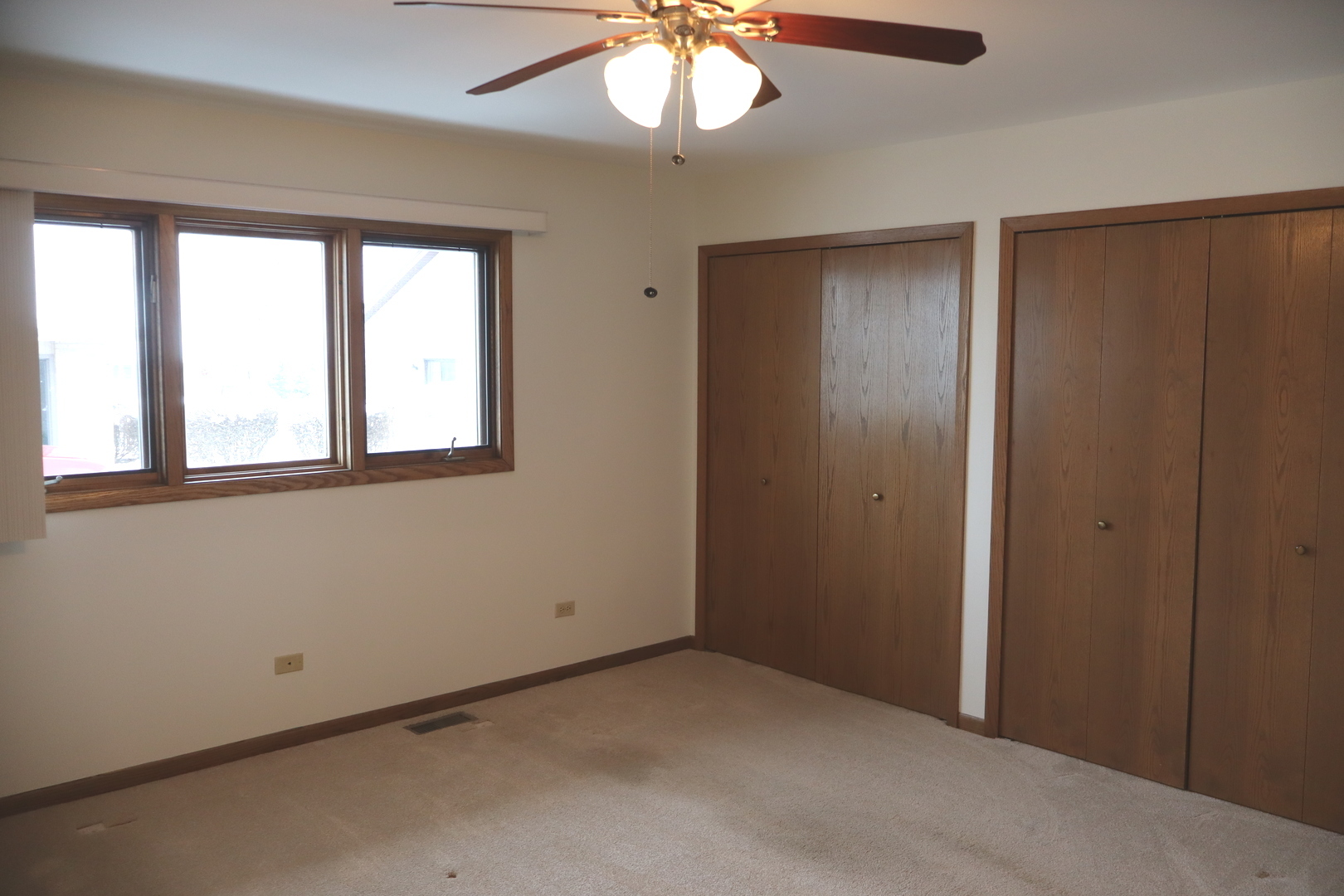 10551 EAGLE RIDGE Drive #127, Orland Park, IL 60467