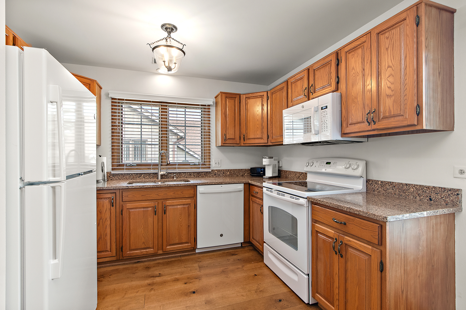 13332 S Oakview Court #V4, Palos Heights, IL 60463