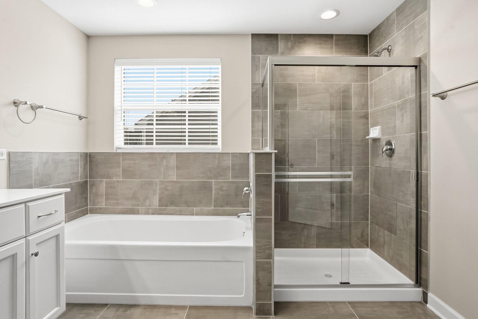 25415 W Rock Drive, Plainfield, IL 60586