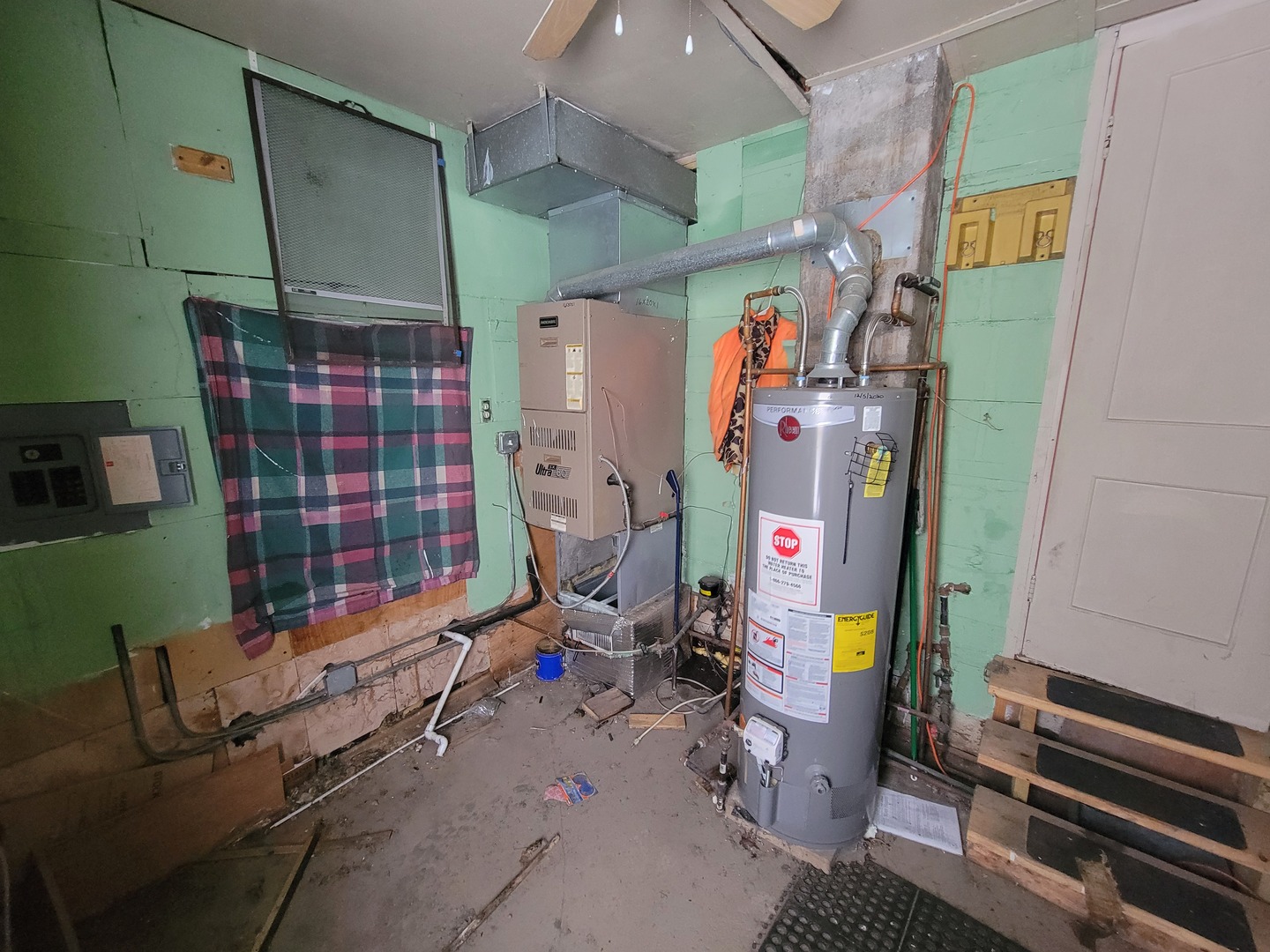 8402 S 78th Avenue, Bridgeview, IL 60455