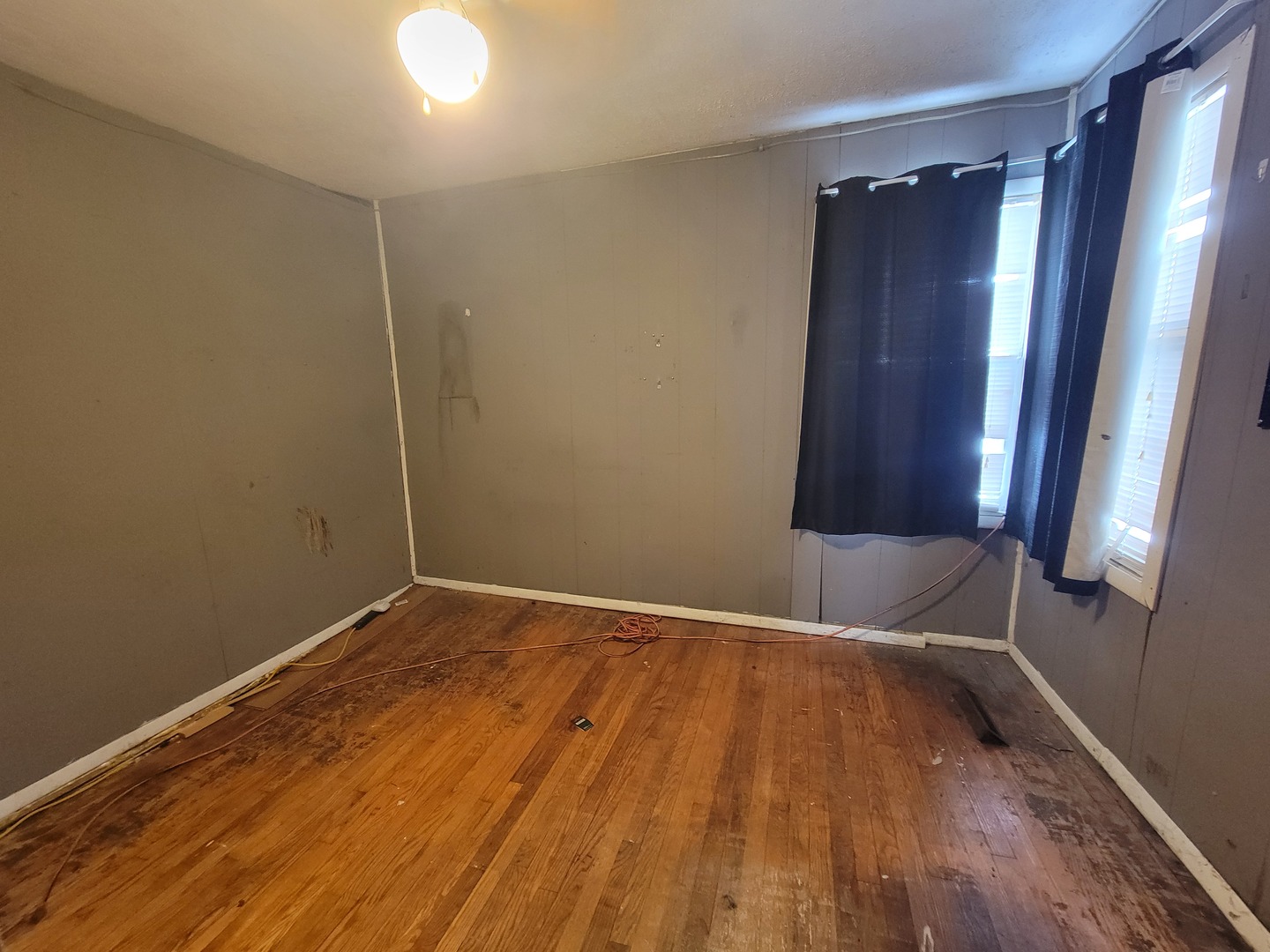 8402 S 78th Avenue, Bridgeview, IL 60455