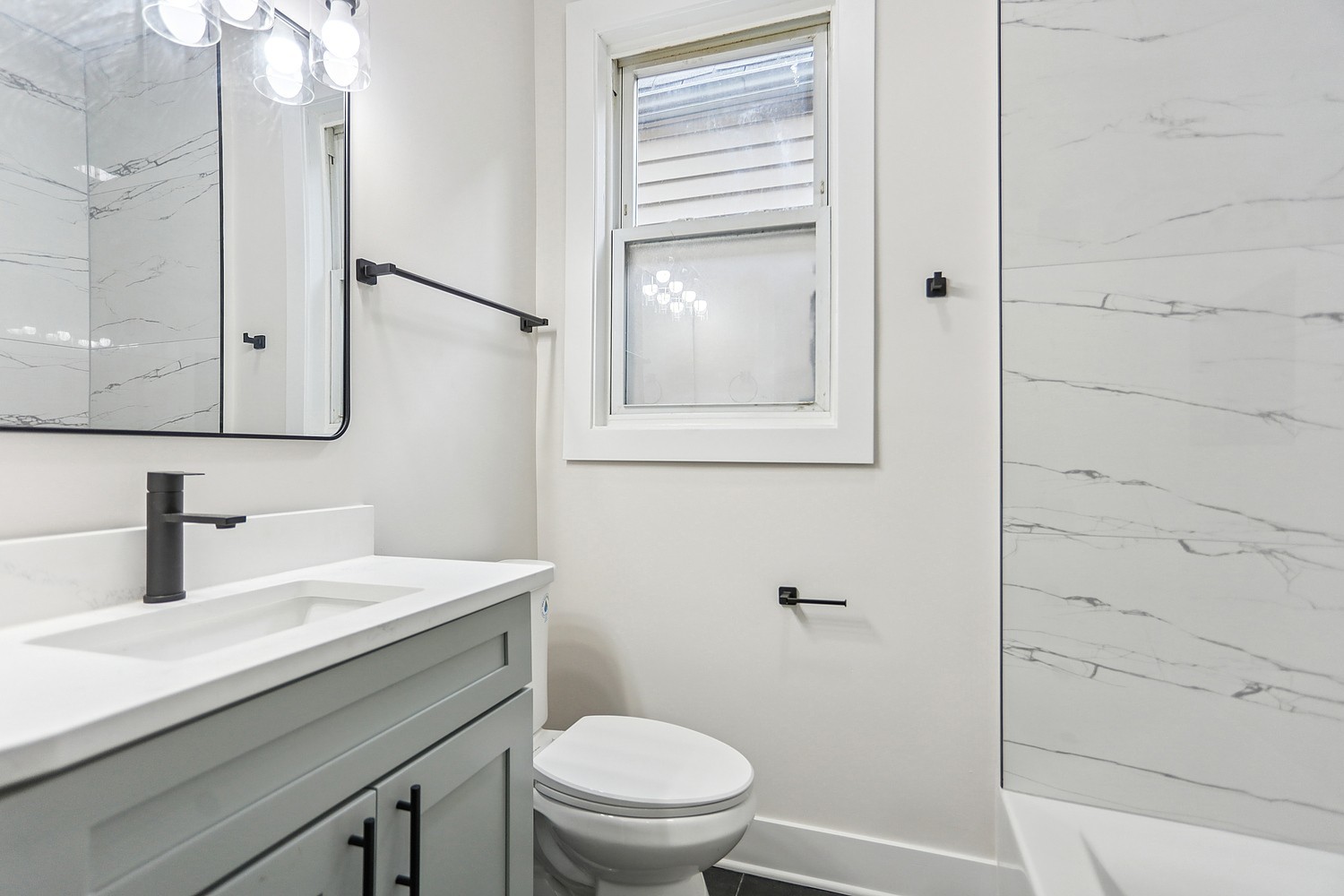 4832 W Harrison Street, Chicago, IL 60644