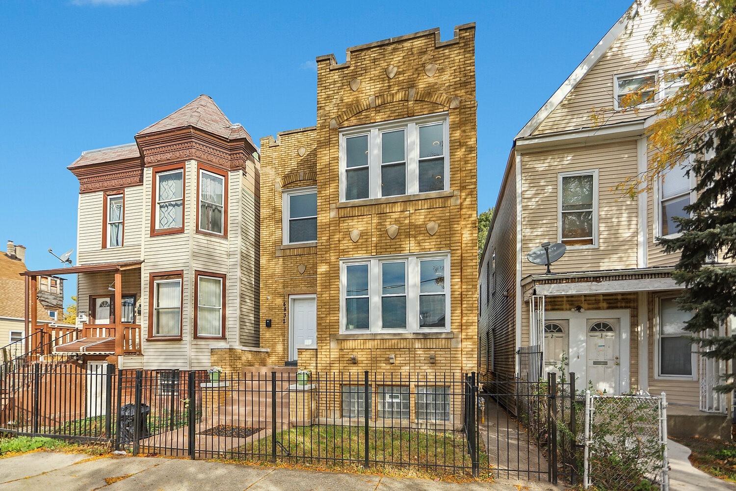 4832 W Harrison Street, Chicago, IL 60644