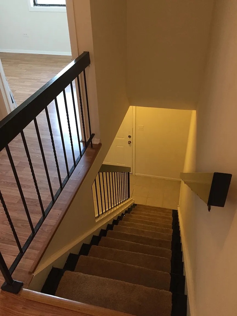 5715 Dutch Mill Court #C, Hanover Park, IL 60133