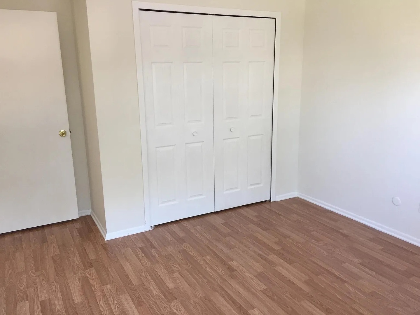 5715 Dutch Mill Court #C, Hanover Park, IL 60133