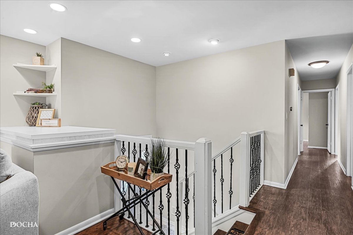 425 W Gartner Road, Naperville, IL 60540