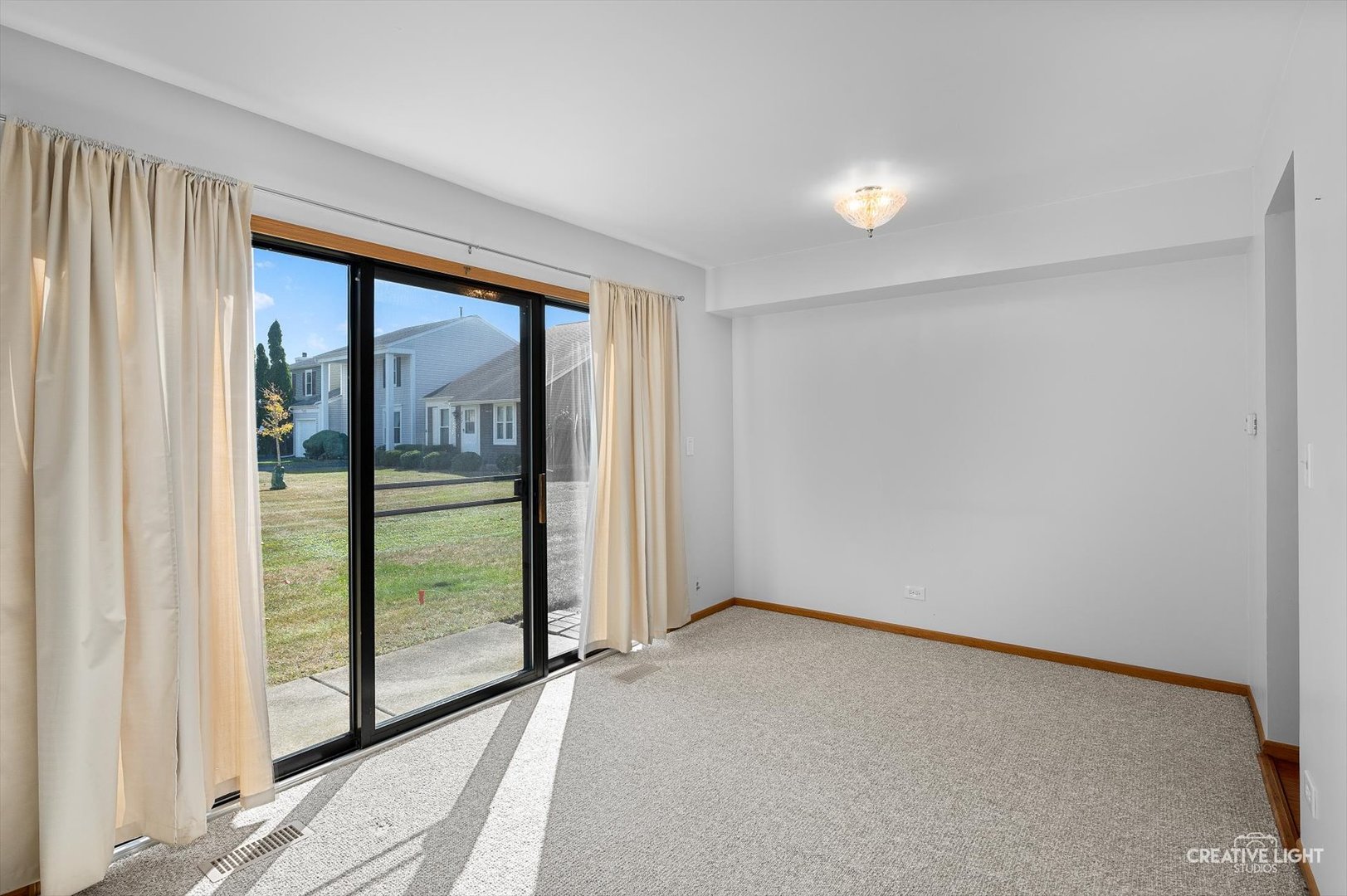 7419 Canterbury Place, Downers Grove, IL 60516