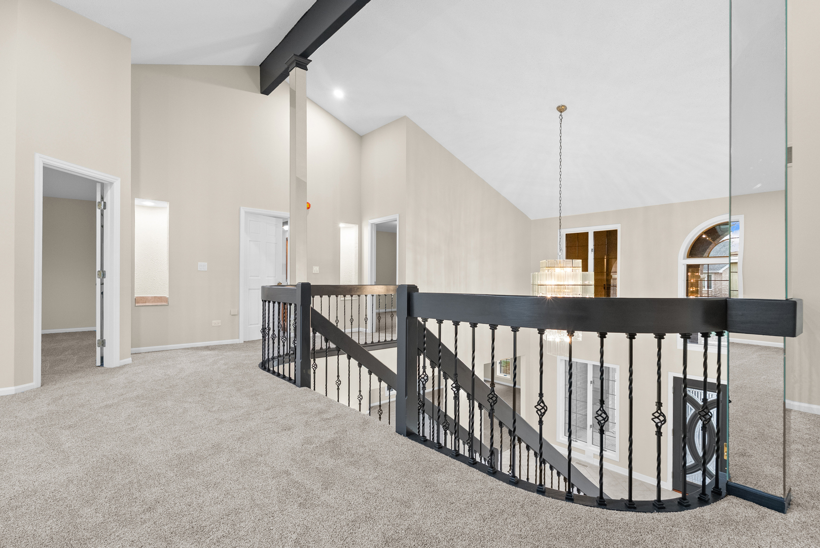 1202 W Surrey Road, Addison, IL 60101