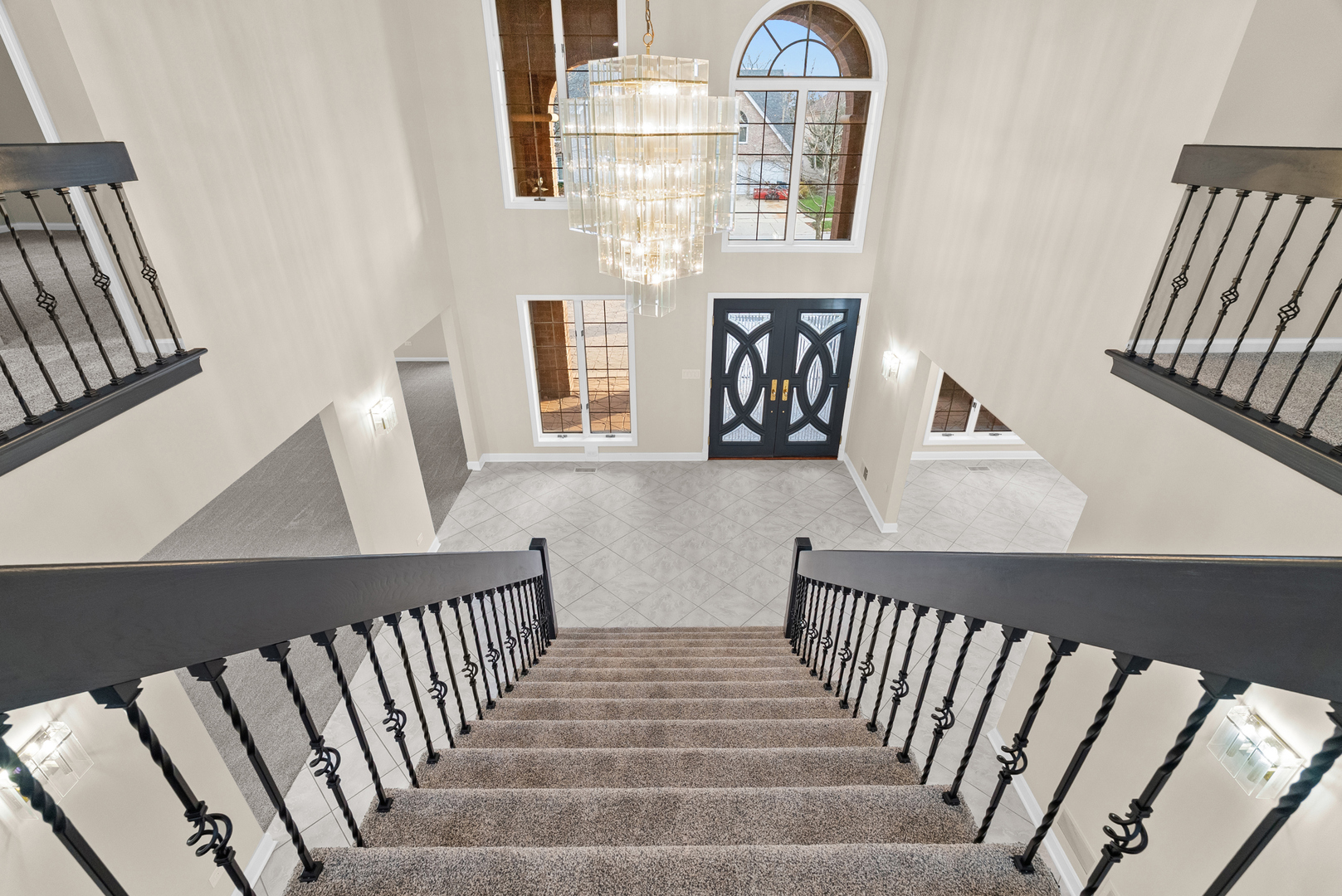 1202 W Surrey Road, Addison, IL 60101