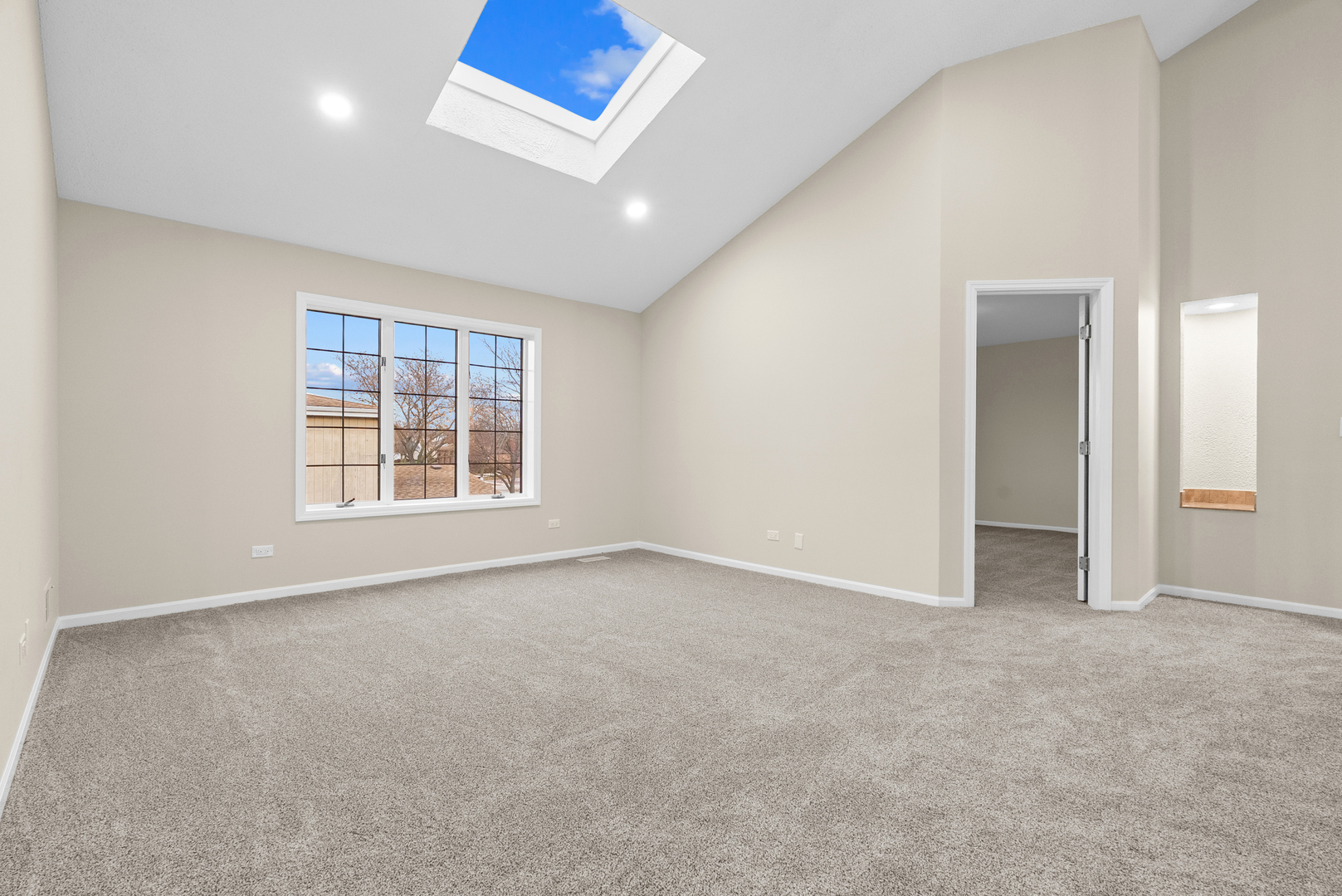 1202 W Surrey Road, Addison, IL 60101