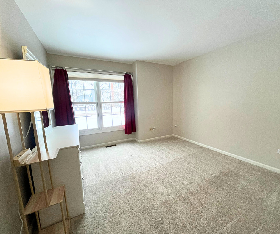 925 Hartford Drive, Gurnee, IL 60031