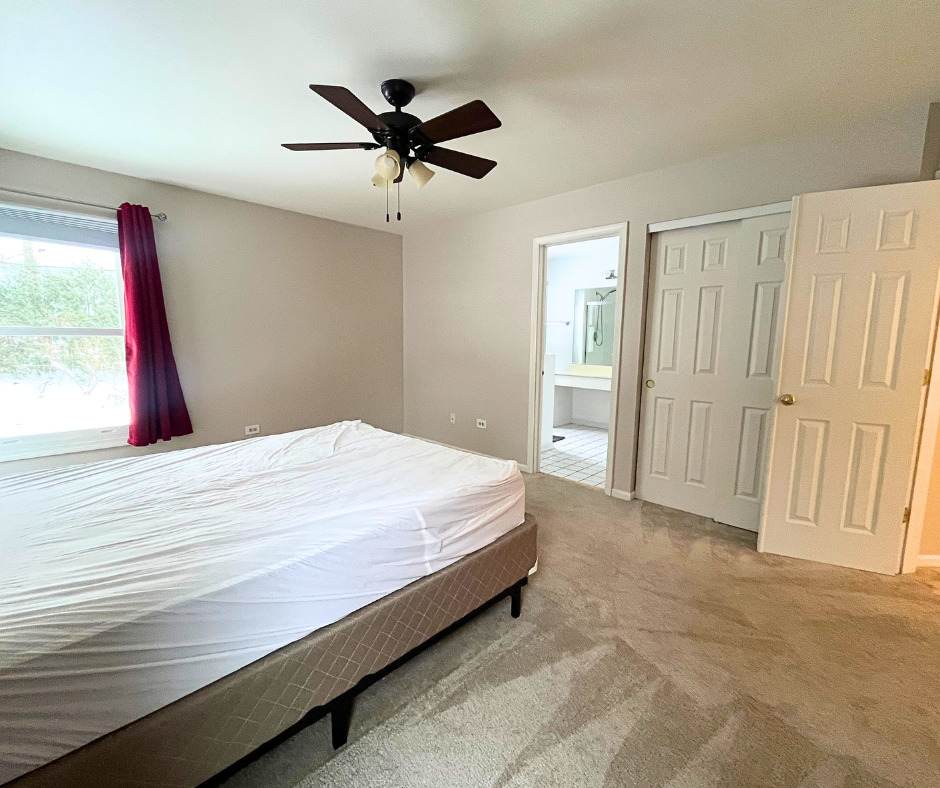 925 Hartford Drive, Gurnee, IL 60031