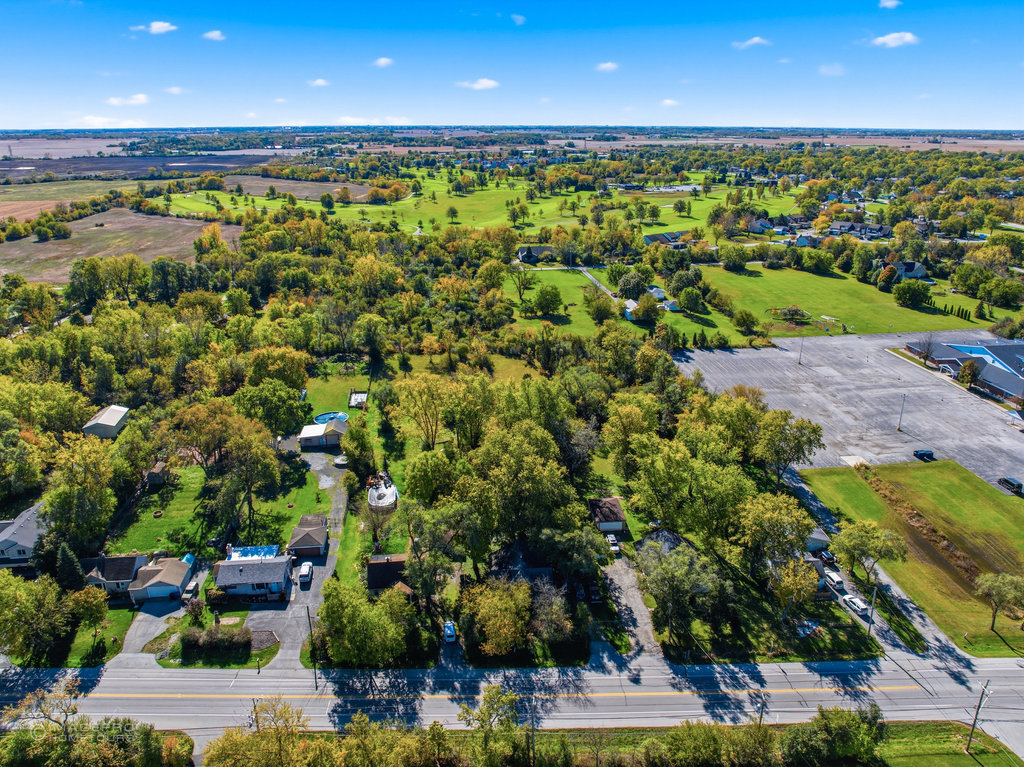 2131 W Exchange Street, Crete, IL 60417