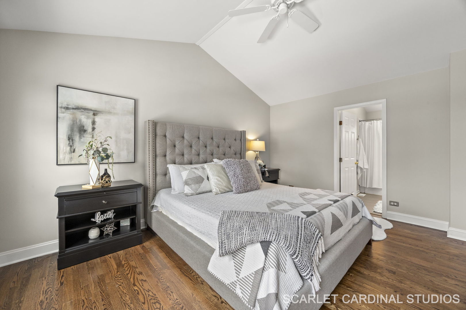 295 Meadowview Lane, Aurora, IL 60502