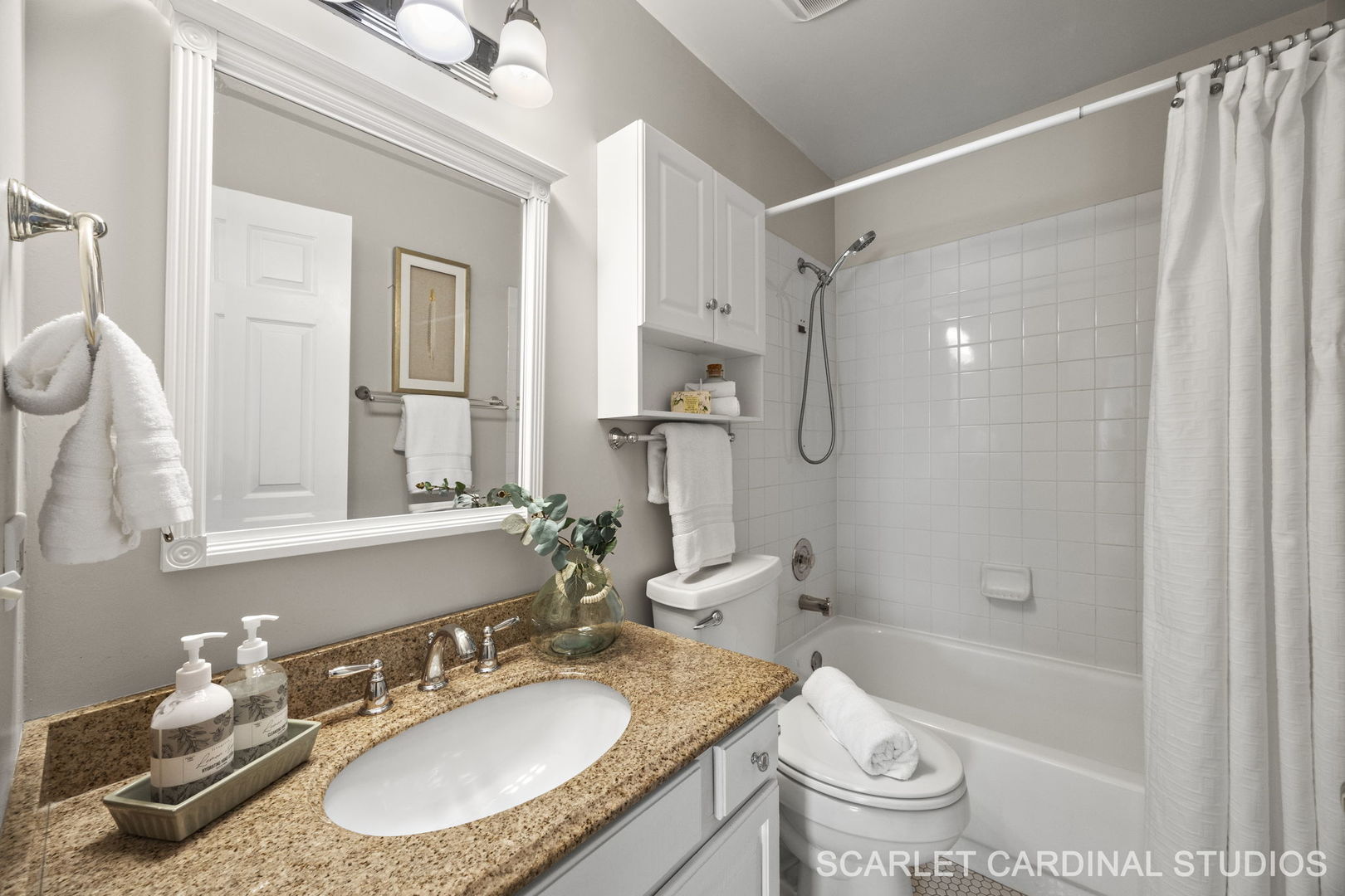 295 Meadowview Lane, Aurora, IL 60502