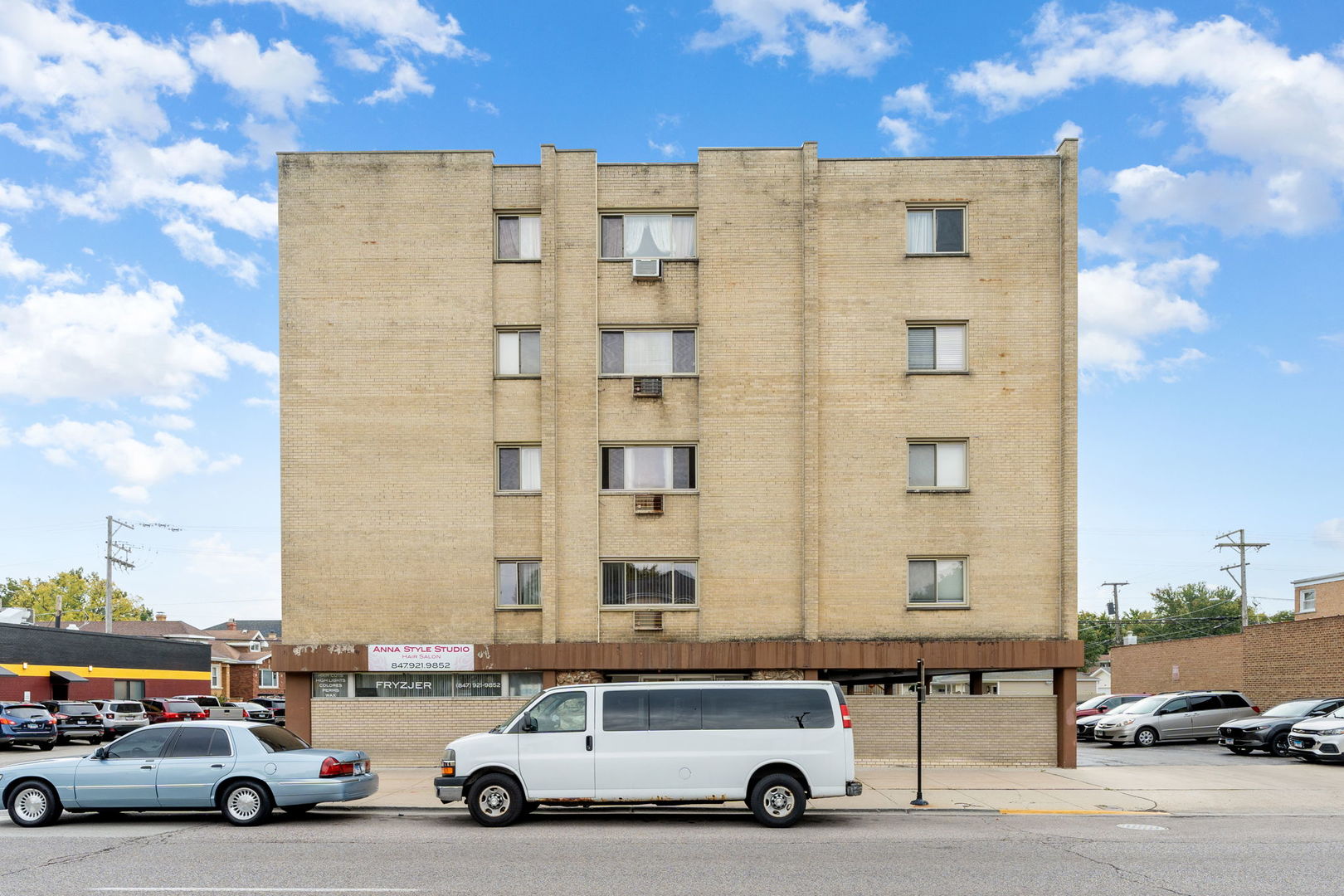 7733 W Belmont Avenue #306, Elmwood Park, IL 60707