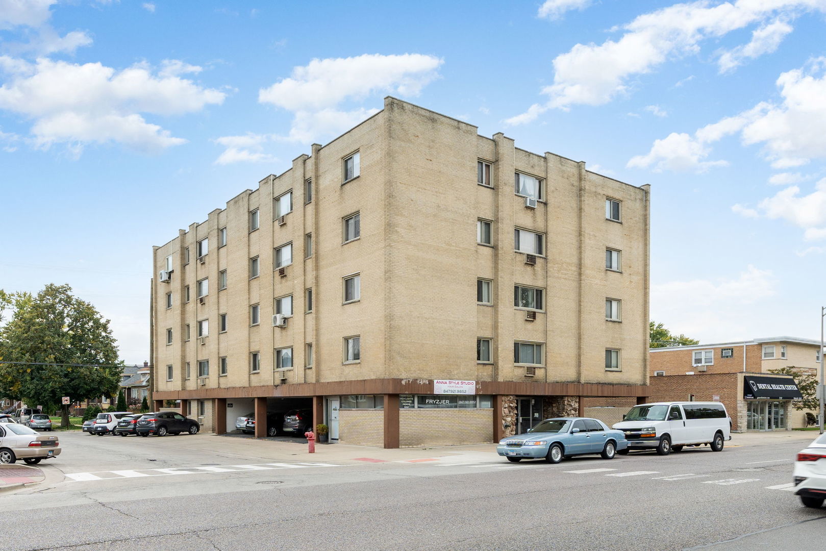 7733 W Belmont Avenue #306, Elmwood Park, IL 60707