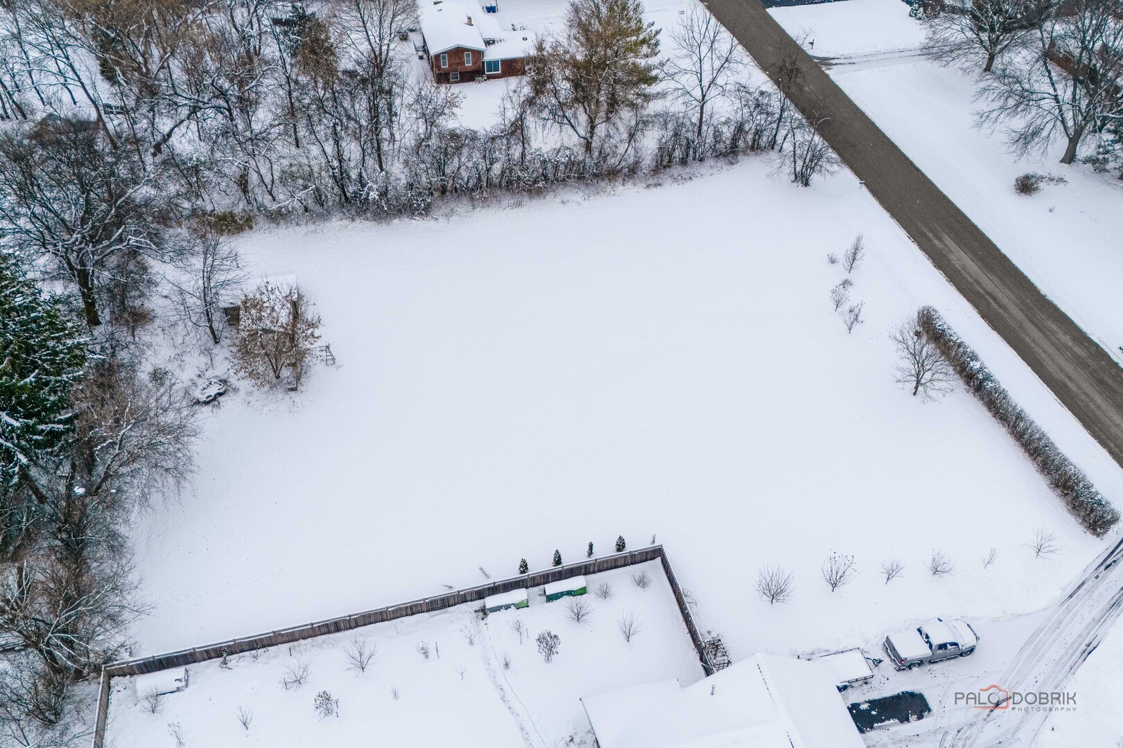 16655 W Applewood Court, Gurnee, IL 60031