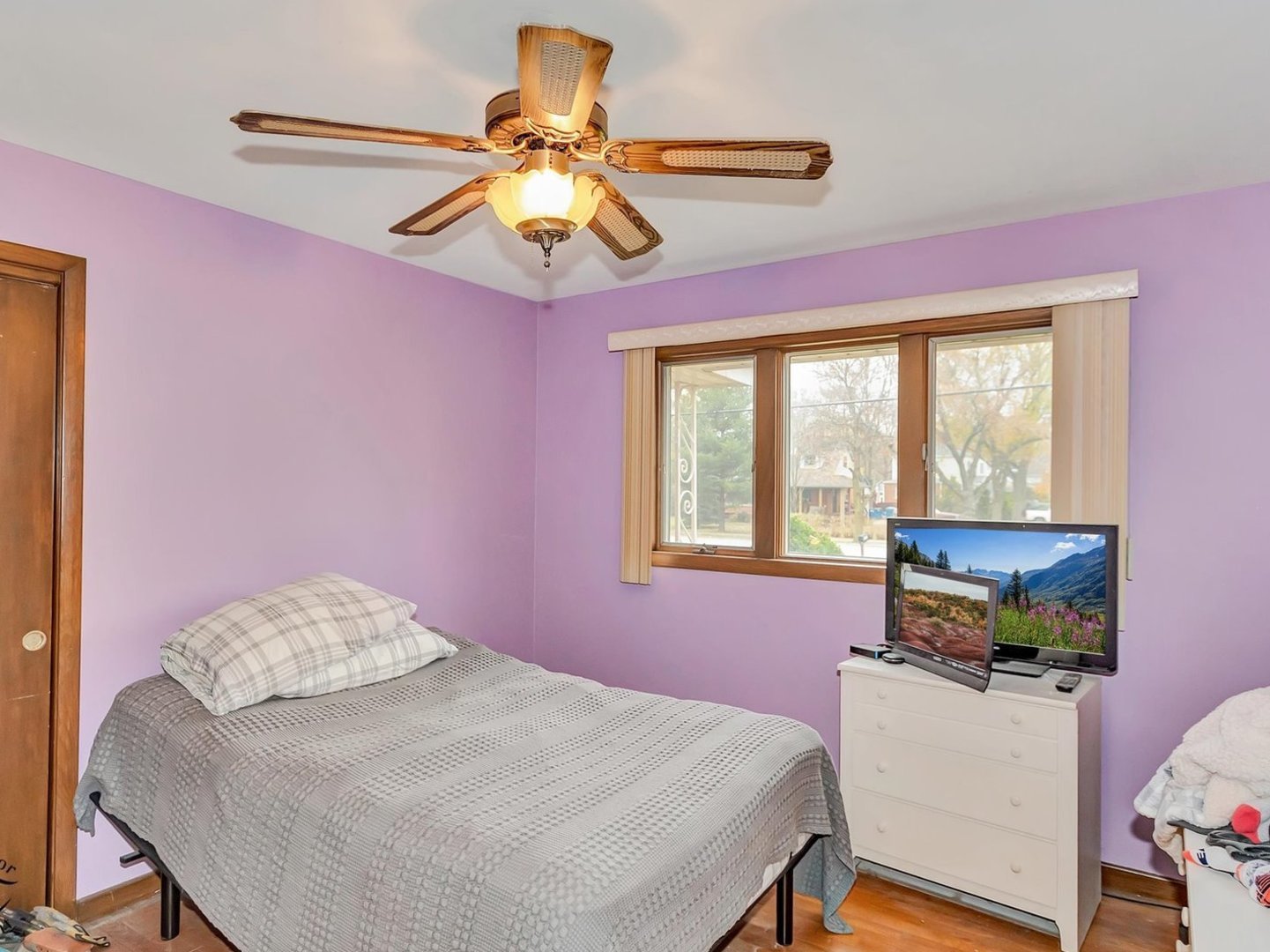 6819 W 127th Street, Palos Heights, IL 60463