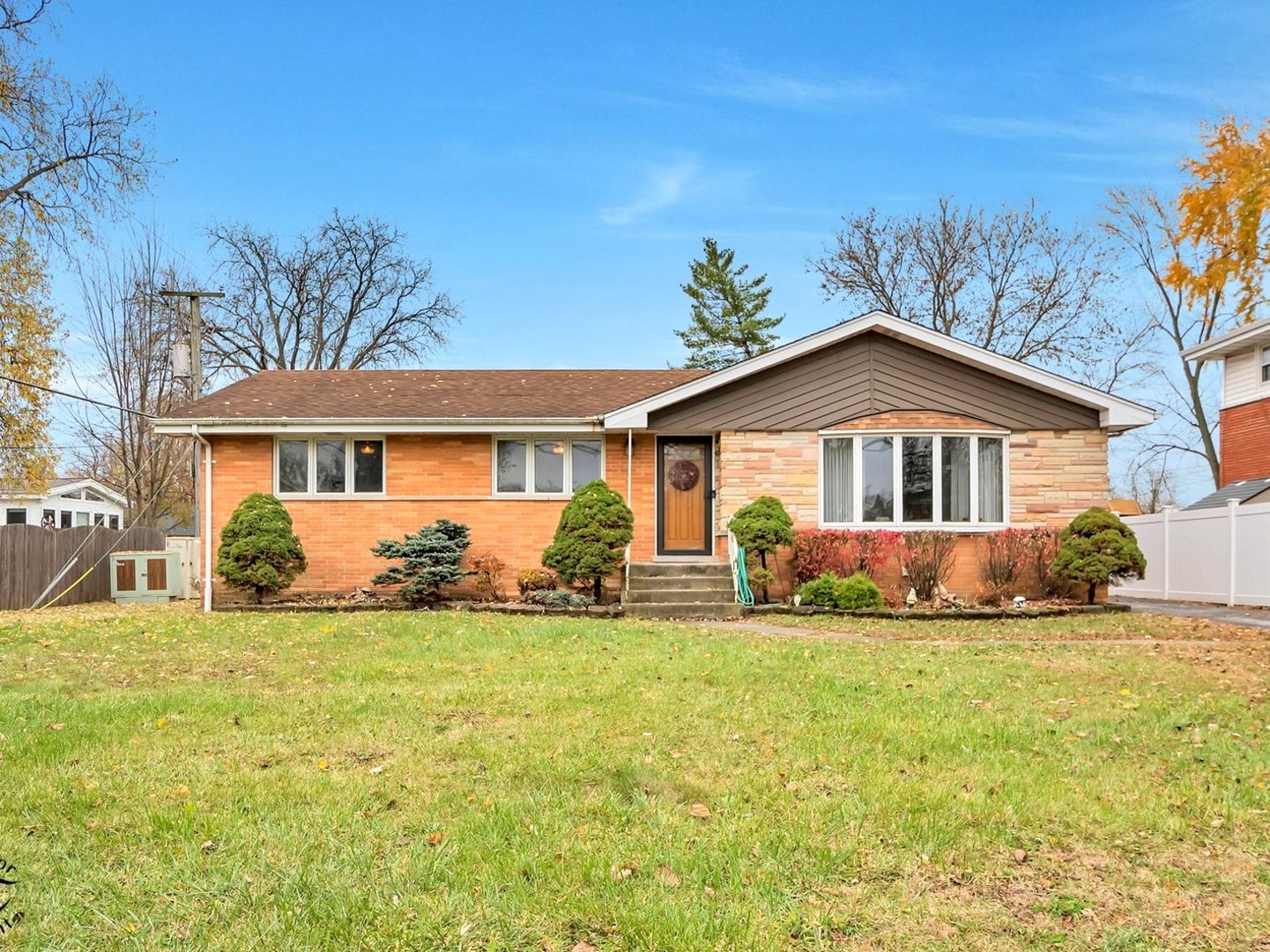 6819 W 127th Street, Palos Heights, IL 60463