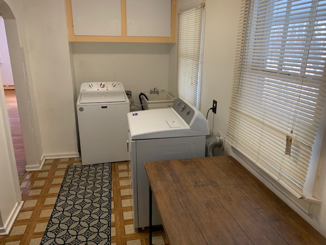 3008 Lincoln Road, Oak Brook, IL 60523