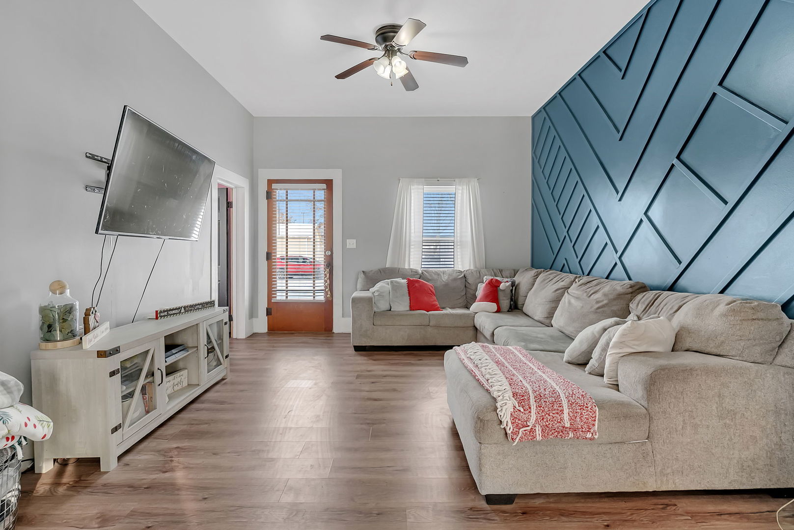 145 W Maple Street, Coal City, IL 60416