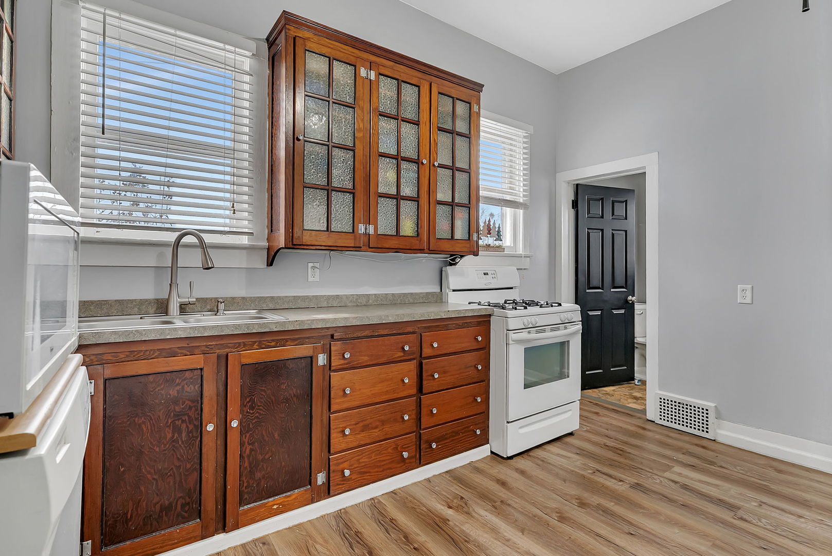 145 W Maple Street, Coal City, IL 60416