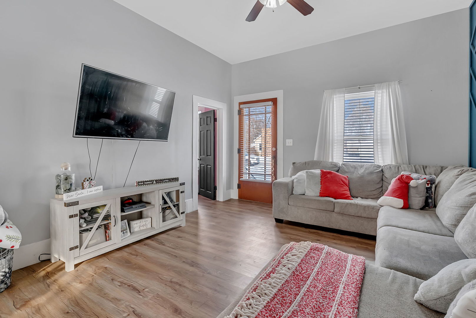 145 W Maple Street, Coal City, IL 60416