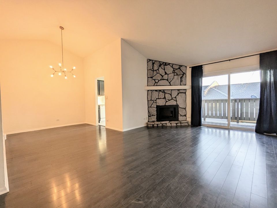 2310 N Enlund Drive #6, Palatine, IL 60074